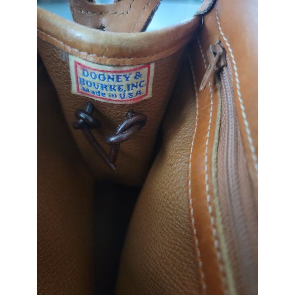 Vintage Dooney & Bourke Two Tone Taupe Saddle Pebbled Leather Satchel Bag - Picture 11 of 14